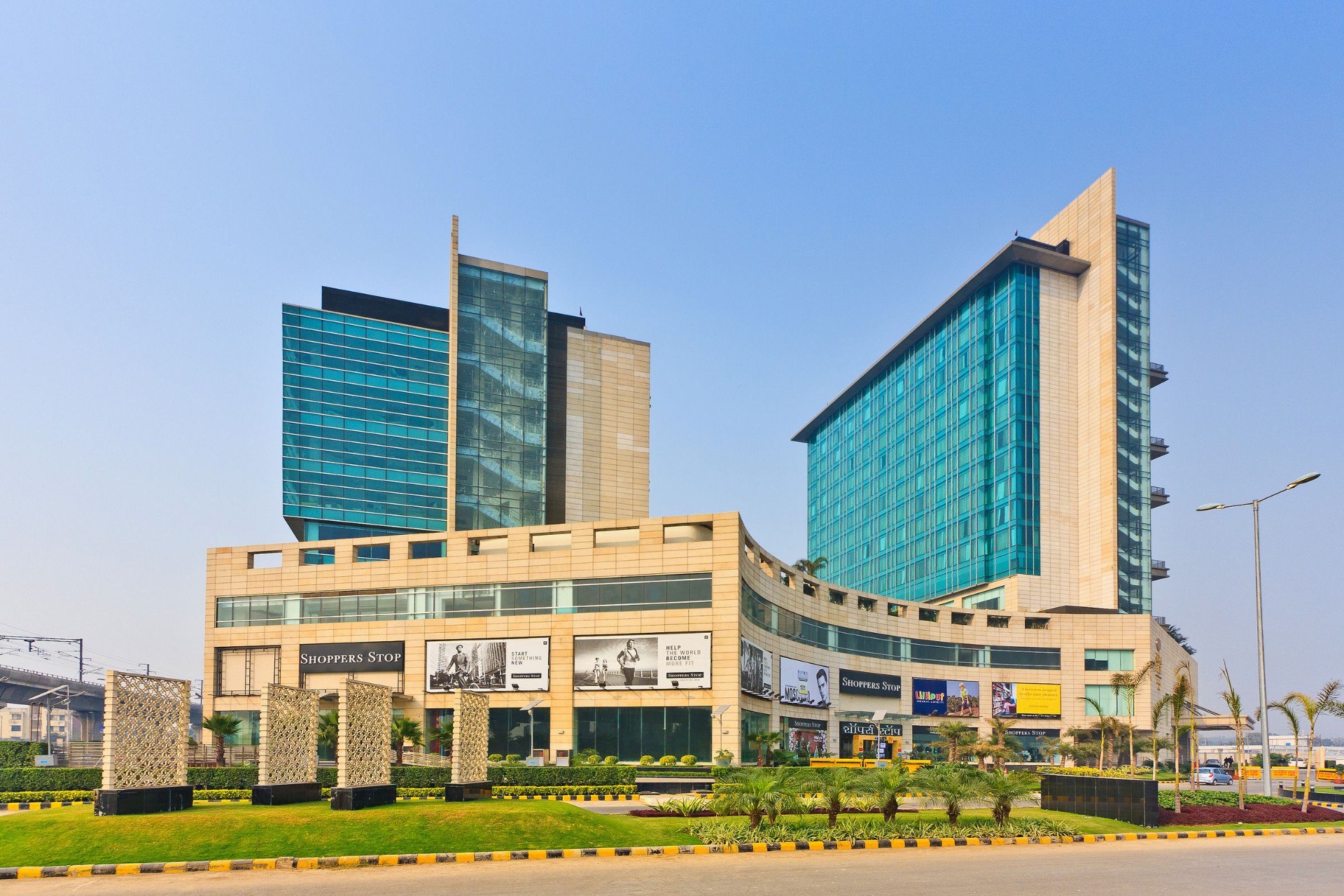Hotel Crown Plaza – Hospitality facade by ADI Facades, Rohini, Delhi
