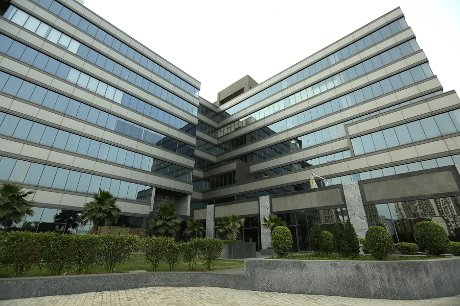 Suncity Success Tower – Office facade by ADI Facades, Gurgaon (Haryana)